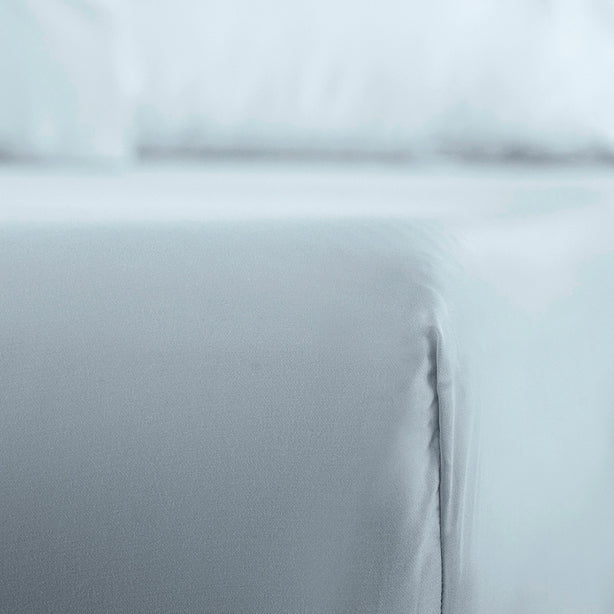 Cool Bamboo Fitted Sheet Set Hotel Collection by Robinsons