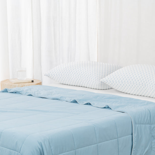 Luxe Cooling Blanket Hotel Collection by Robinsons