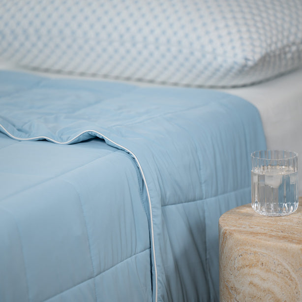 Luxe Cooling Blanket Hotel Collection by Robinsons