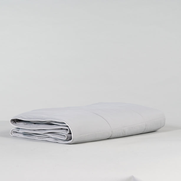 Luxe Cooling Blanket Hotel Collection by Robinsons