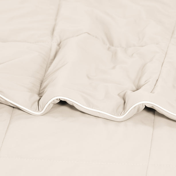 Luxe Cooling Blanket Hotel Collection by Robinsons