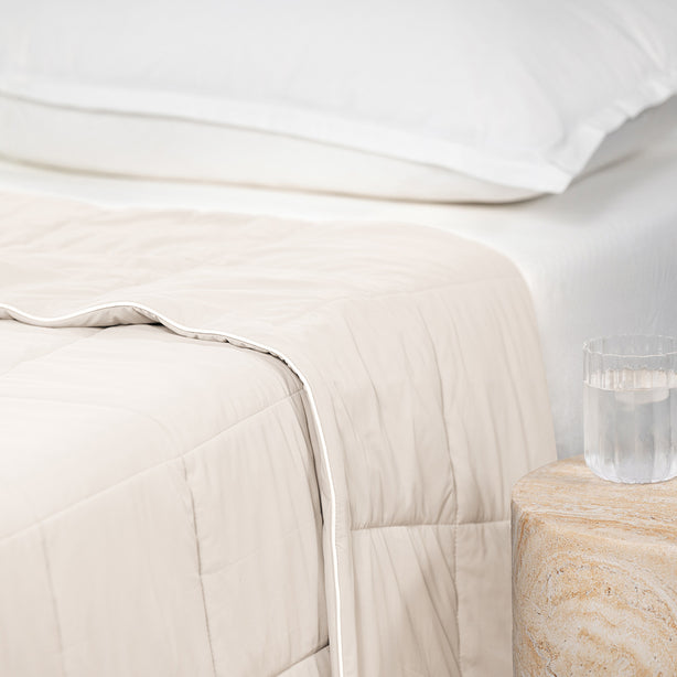 Luxe Cooling Blanket Hotel Collection by Robinsons