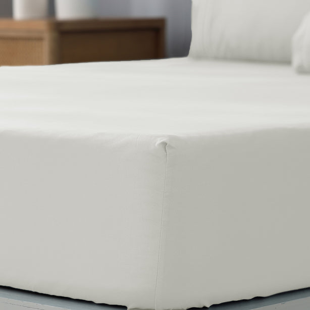 Robinsons Silky Soft Embroidered Microfibre Fitted Sheet Set Core Collection