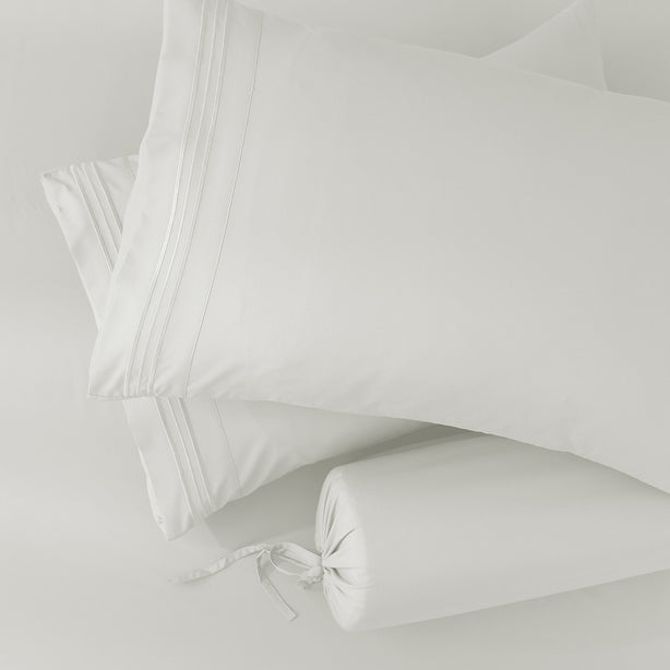 Robinsons Silky Soft Embroidered Microfibre Fitted Sheet Set Core Collection