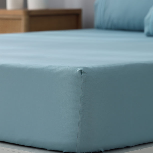 Robinsons Silky Soft Embroidered Microfibre Fitted Sheet Set Core Collection