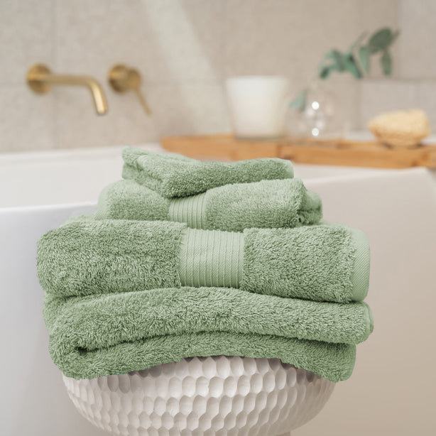 Egyptian Luxury Face Towel Heritage Collection by Robinsons