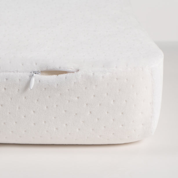 Essential Ergonomic Pillow - Hotel Collection by Robinsons