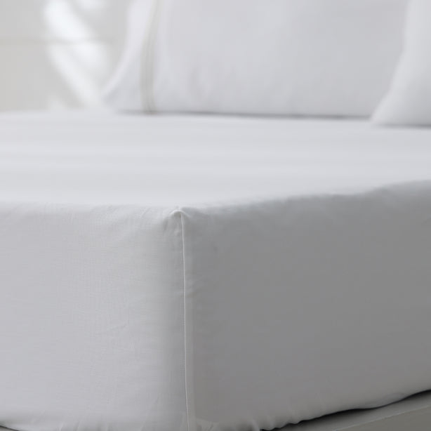 Royale 1000TC Embroidered Fitted Sheet Set Hotel Collection by Robinsons