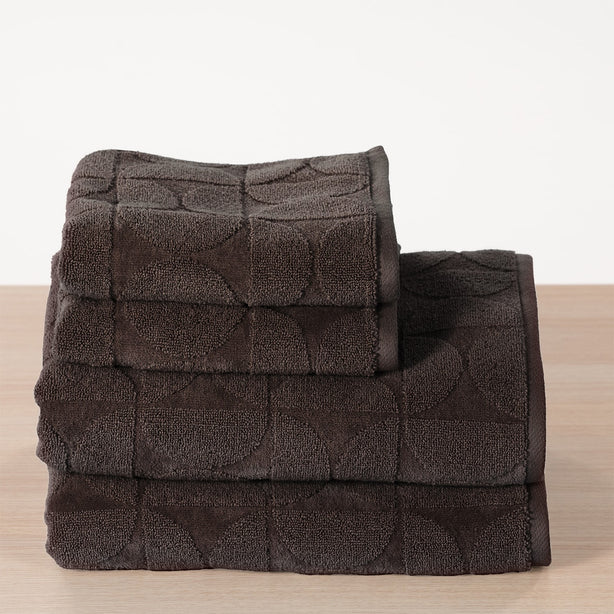 Halo Jacquard Hand Towel - Heritage Collection by Robinsons