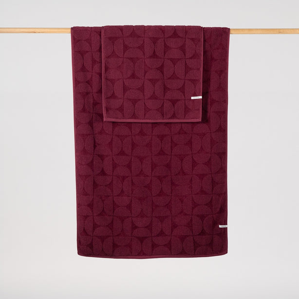 Halo Jacquard Hand Towel - Heritage Collection by Robinsons
