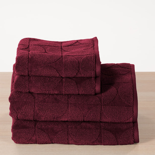 Halo Jacquard Bath Towel - Heritage Collection by Robinsons