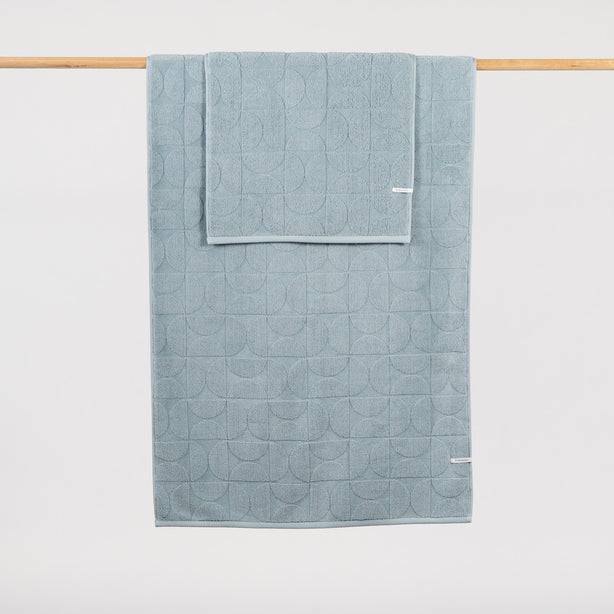 Halo Jacquard Hand Towel - Heritage Collection by Robinsons