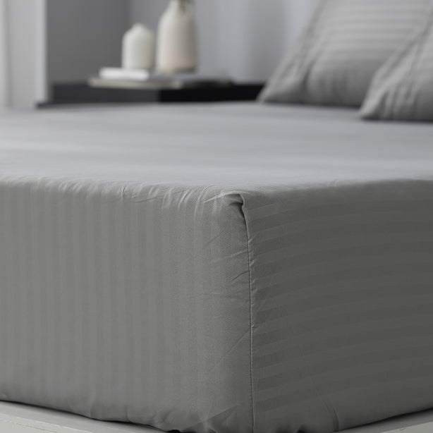 Robinsons Silky Soft Dobby Microfibre Fitted Sheet Set Core Collection