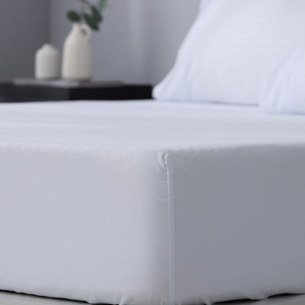 Robinsons Silky Soft Dobby Microfibre Fitted Sheet Set Core Collection