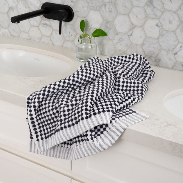 Splendour DuoTone Extra Large Hand Towel Hotel Collection by Robinsons