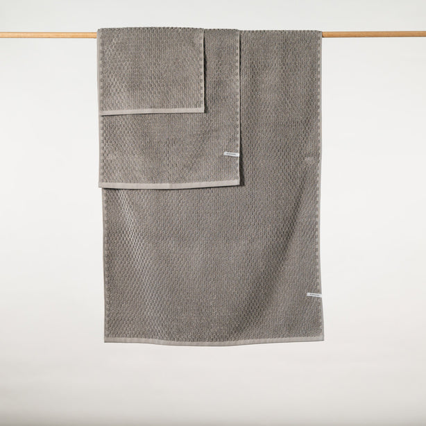 Robinsons Quick Dry Premium Bath Towel Core Collection