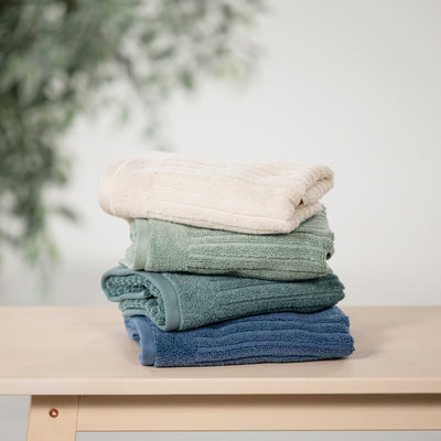 Signature Soft Hand Towel Hotel Collection by Robinsons