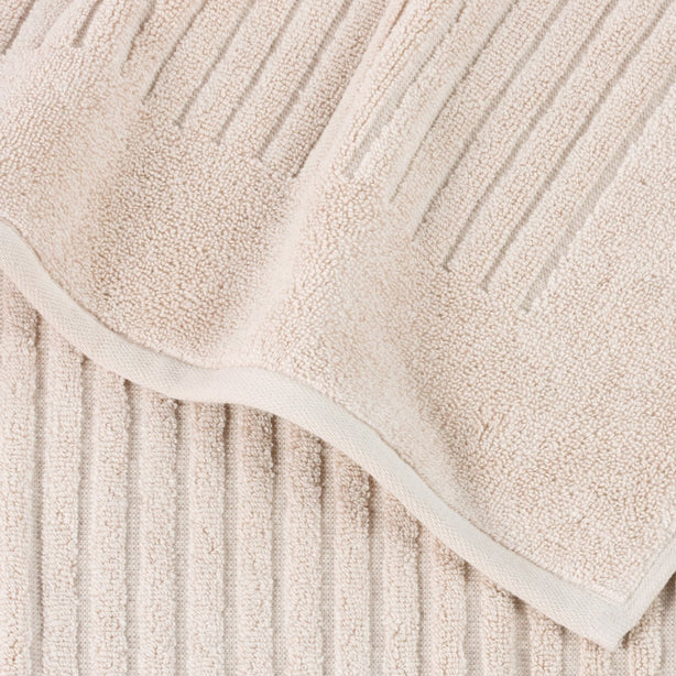 Hotel Cloud Soft 6 Piece Towel Gift Set - Hotel Collection by Robinsons