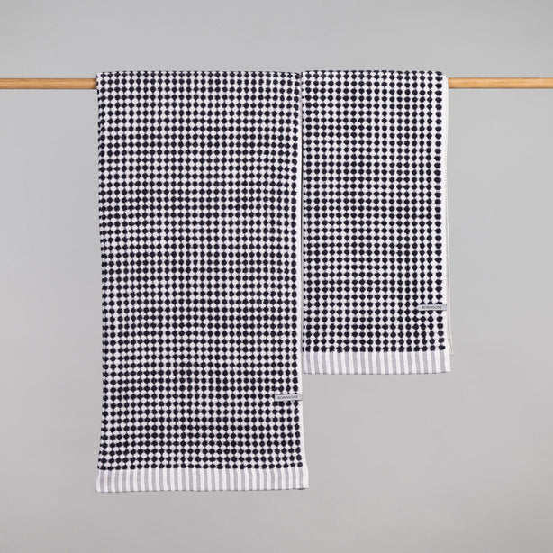 Splendour DuoTone Bath Towel Hotel Collection by Robinsons