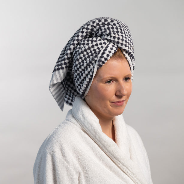 Splendour DuoTone Extra Large Hand Towel Hotel Collection by Robinsons