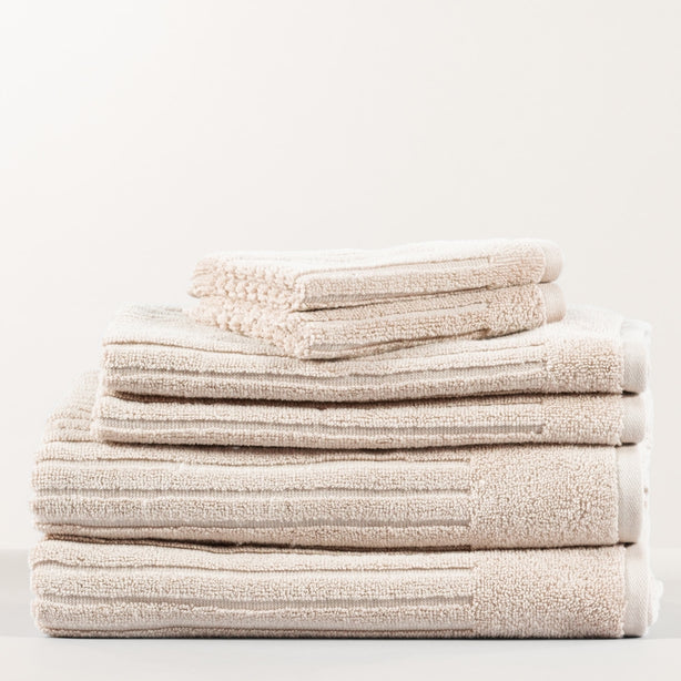 Signature Soft 6 Piece Towel Gift Set - Hotel Collection by Robinsons