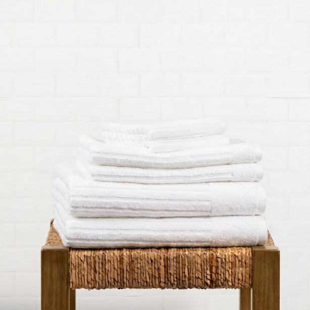 Signature Soft 6 Piece Towel Gift Set - Hotel Collection by Robinsons