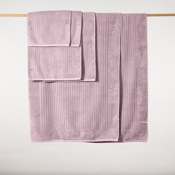 Hotel Cloud Soft 6 Piece Towel Gift Set - Hotel Collection by Robinsons