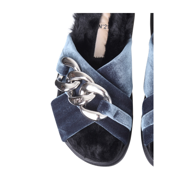 Sandals With Oversized Chain