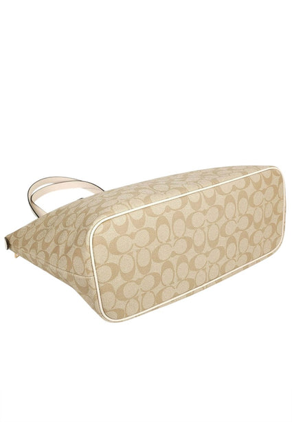 Coach Gallery Tote Bag In Signature Canvas - Light Khaki/White
