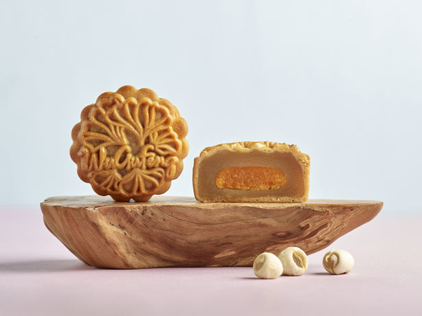 WuGuFeng Baked Mooncake - Golden Harmony - White Lotus with Blended Egg Yolk (8pcs/box) Bundle of 2