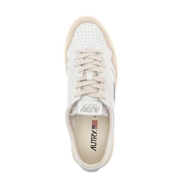 AUTRY Leather Medalist Low sneakers