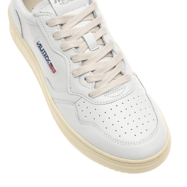 AUTRY Medalist Low leather sneakers