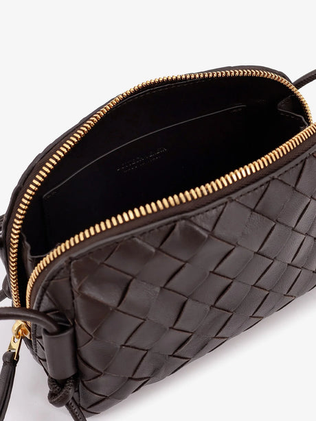 Bottega Veneta Leather clutch with Intrecciato Concert motif - Fondant-Gold