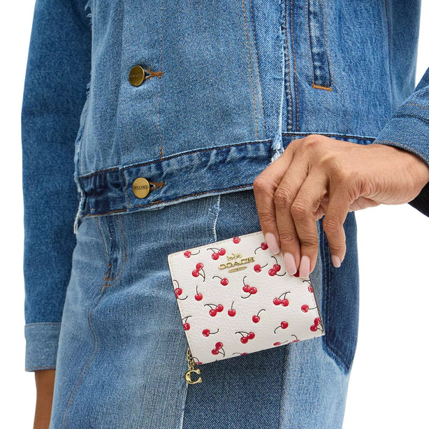 Coach Snap Wallet With Cherry Print - Chalk Multi CFA25