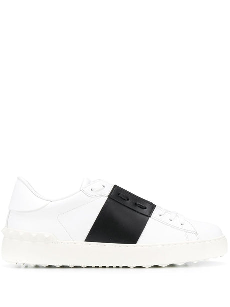 Open Sneakers in White/Black