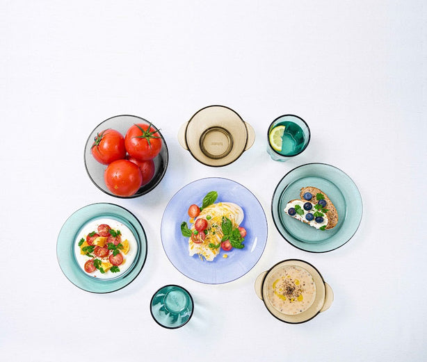 PYREX 8pc Colourful Glass Dinnerware Set