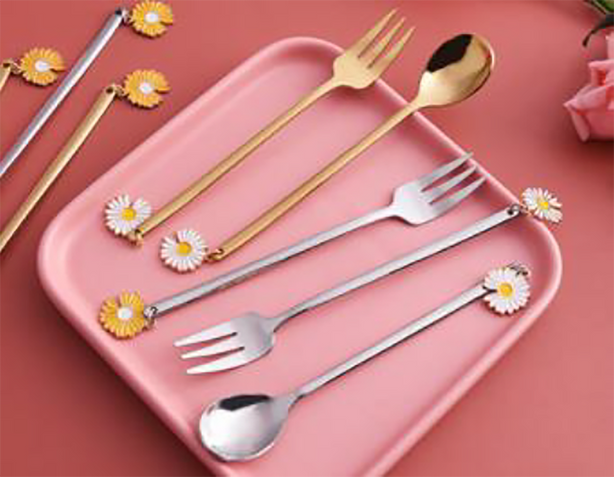Gifts by Art Tree Daisy Dessert Forks & Spoons